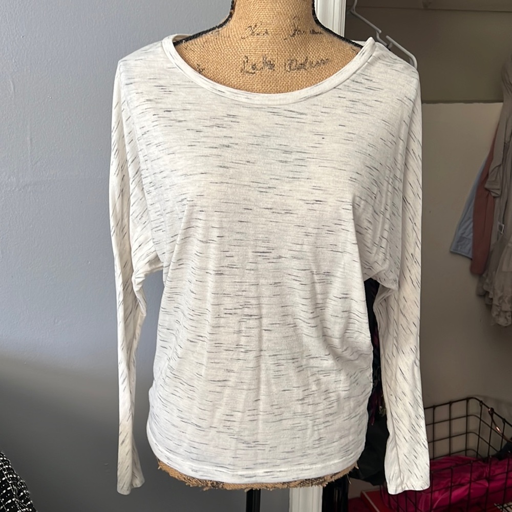 Old Navy Bat Wing Long Sleeve Scoop Neck Lightweight Long Sleeve Shirt Size M